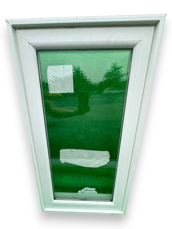MW Pro Vinyl Casement Window (19 5/8 x 35 1/2) MW Pro Vinyl Casement Window (19 5/8 x 35 1/2)